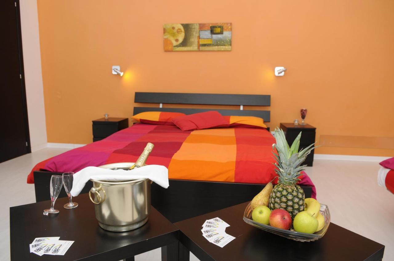 Bed and Breakfast Magic Rainbow Segni Exterior foto