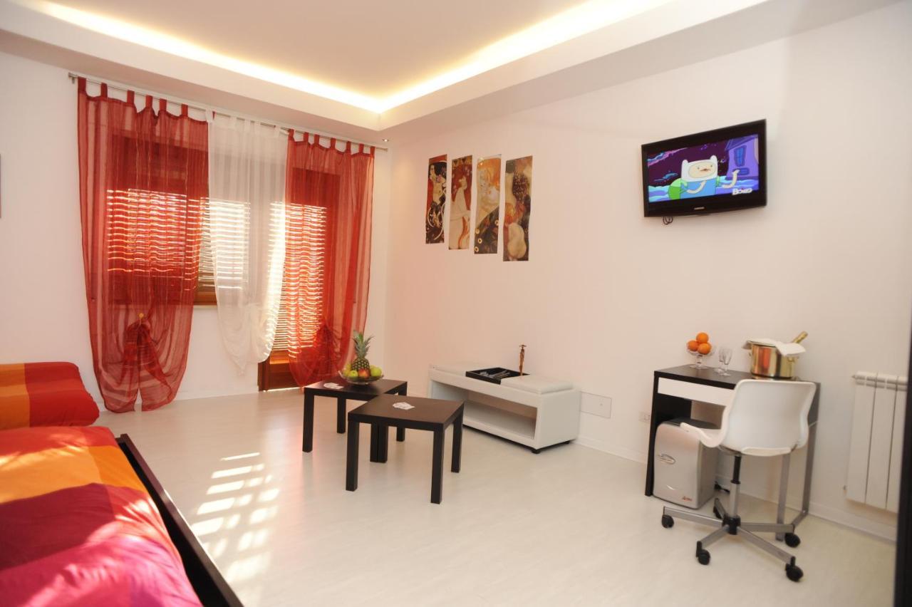 Bed and Breakfast Magic Rainbow Segni Exterior foto